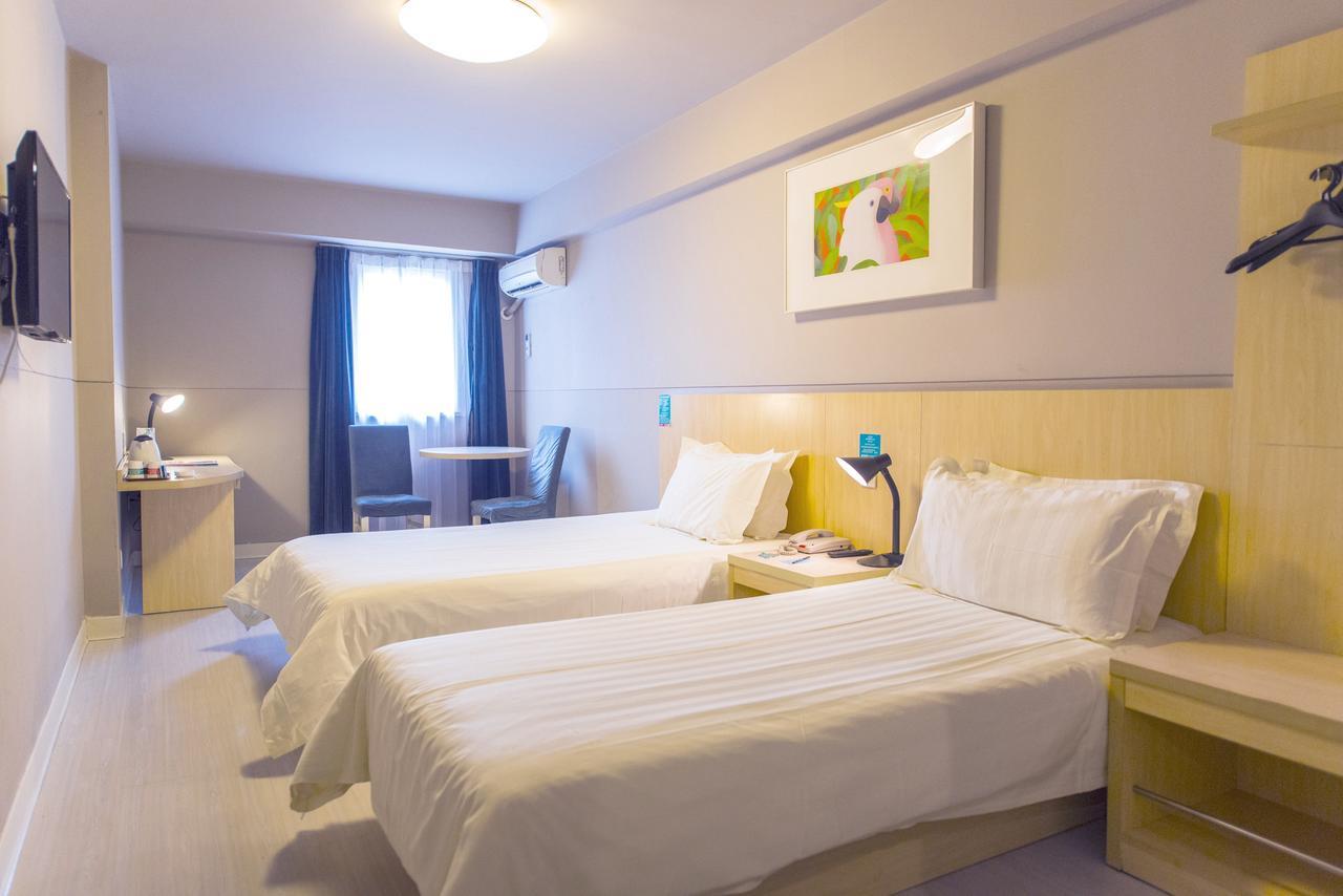 Jinjiang Inn Select Zhenzhou Dongfeng Road Technology Market Чжэнчжоу Экстерьер фото
